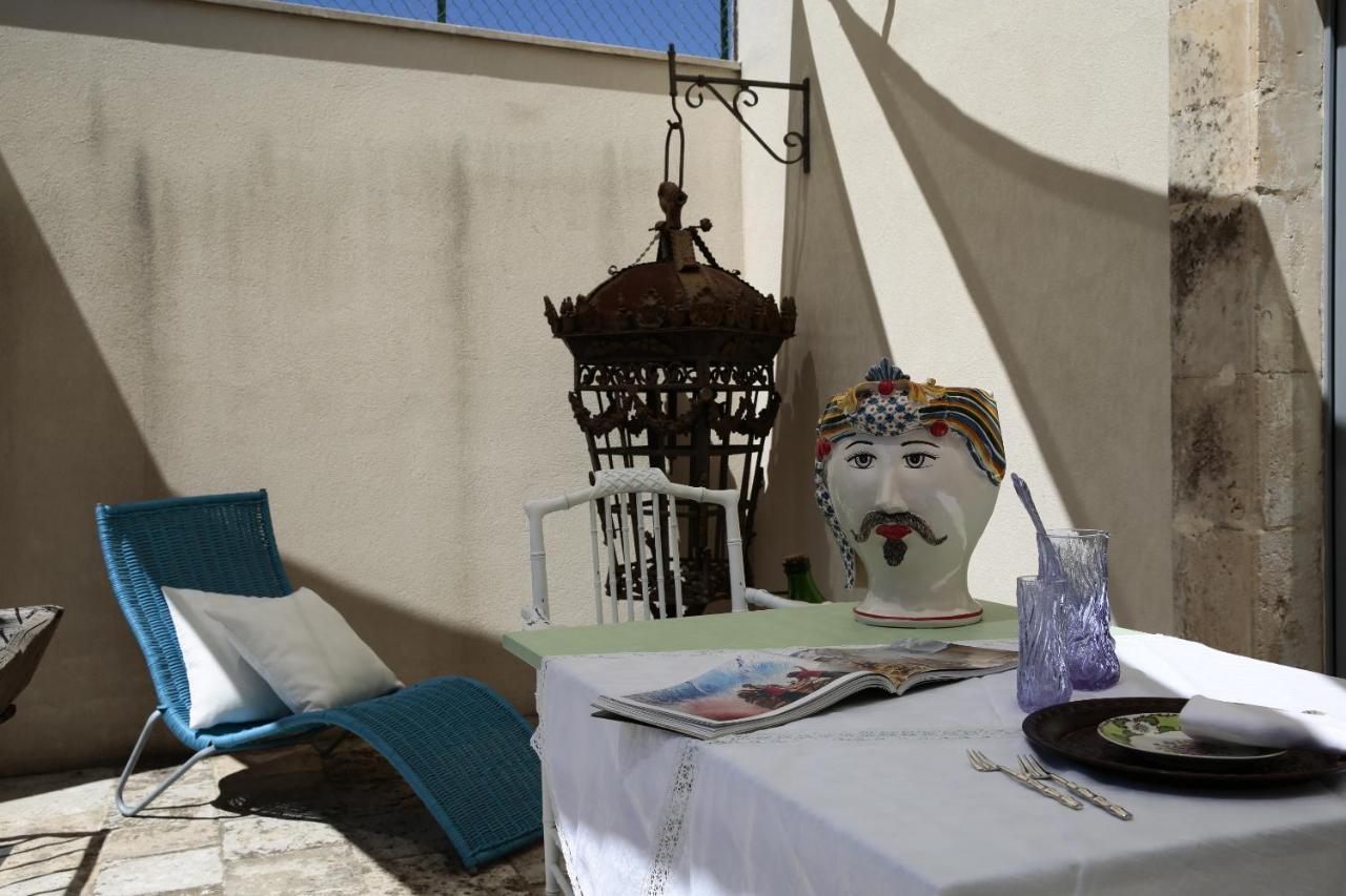 Dimora Di Catullo - Ospitalita Di Charme Villa Palazzolo Acreide Bagian luar foto