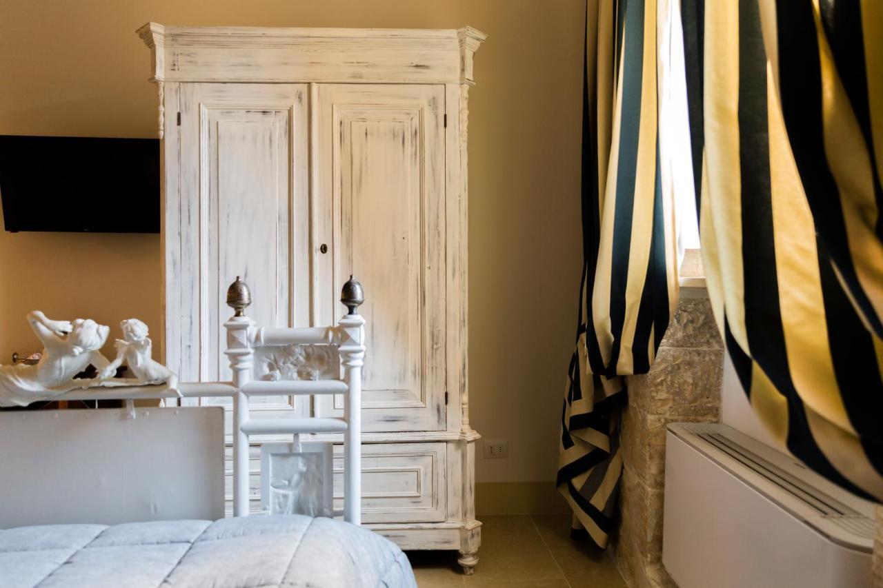Dimora Di Catullo - Ospitalita Di Charme Villa Palazzolo Acreide Bagian luar foto