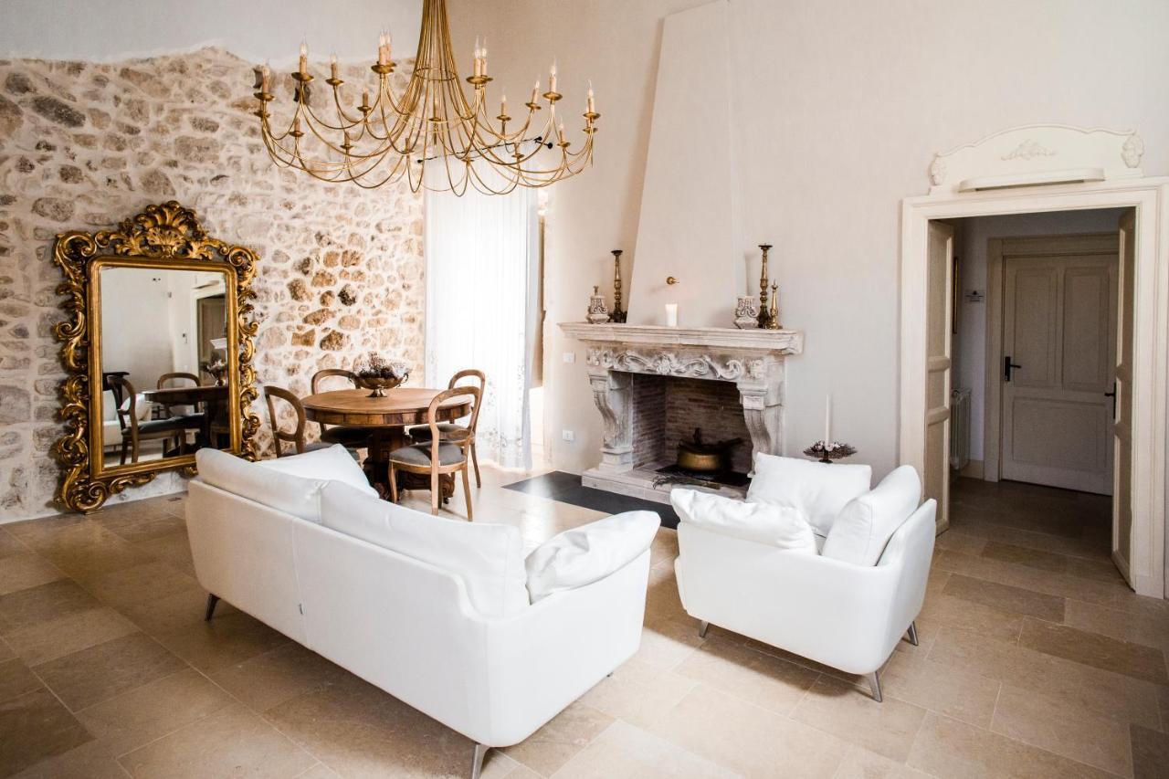 Dimora Di Catullo - Ospitalita Di Charme Villa Palazzolo Acreide Bagian luar foto