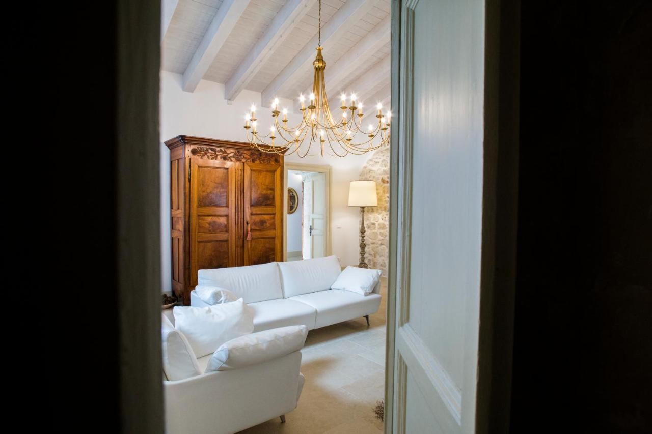 Dimora Di Catullo - Ospitalita Di Charme Villa Palazzolo Acreide Bagian luar foto