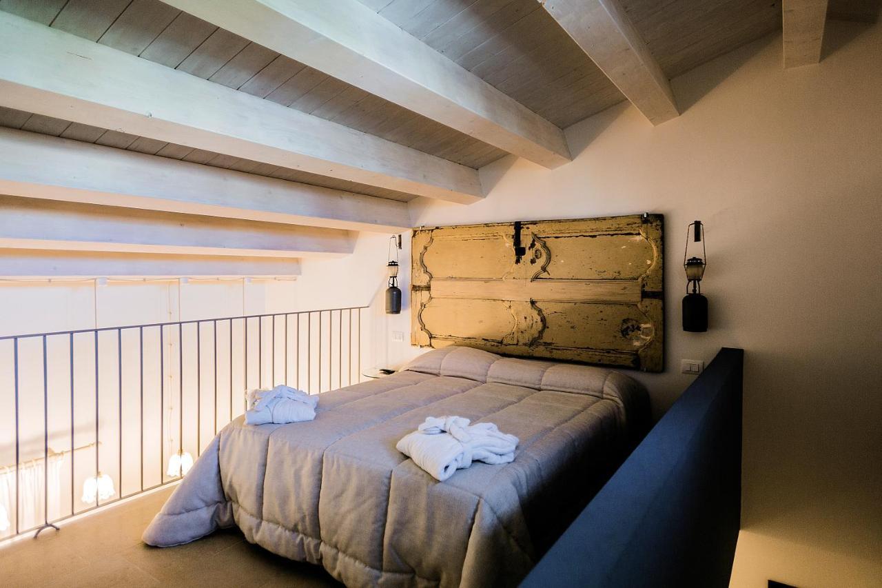 Dimora Di Catullo - Ospitalita Di Charme Villa Palazzolo Acreide Bagian luar foto