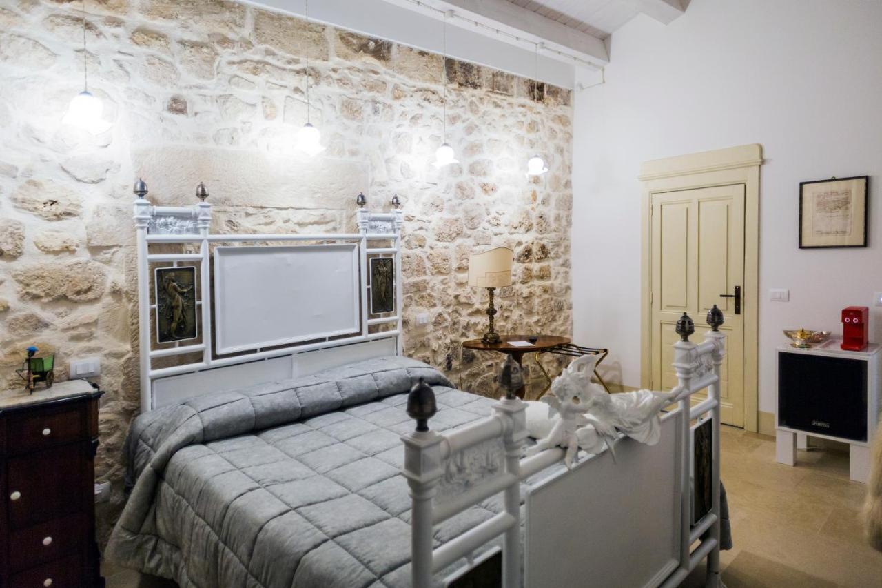 Dimora Di Catullo - Ospitalita Di Charme Villa Palazzolo Acreide Bagian luar foto